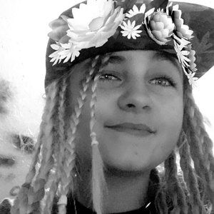 Meet your Posher, Skylar